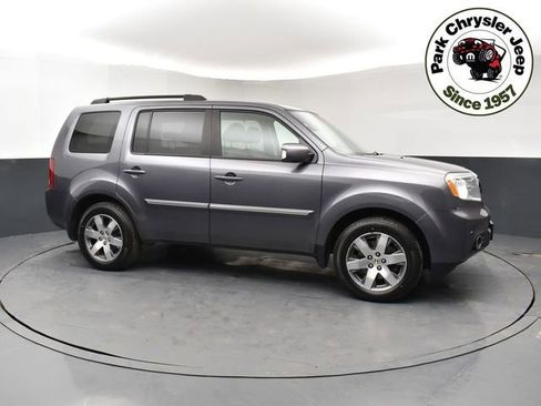Used 2015 Honda Pilot Touring image 1