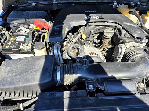 Used 2020 Jeep Gladiator Rubicon image 16