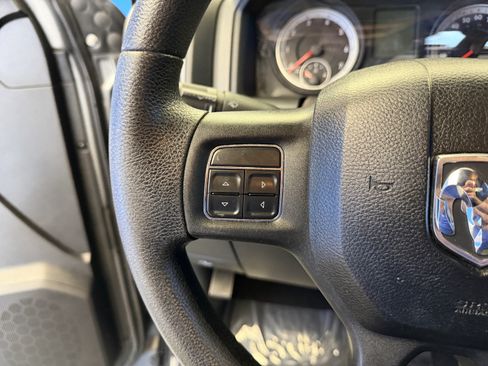 Used 2013 RAM 1500 Express RWD image 15