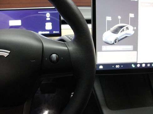 Used 2022 Tesla Model 3 Long Range image 29