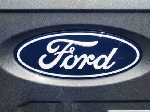 Used 2024 Ford F150 Lariat w/ Tow/Haul Package image 11