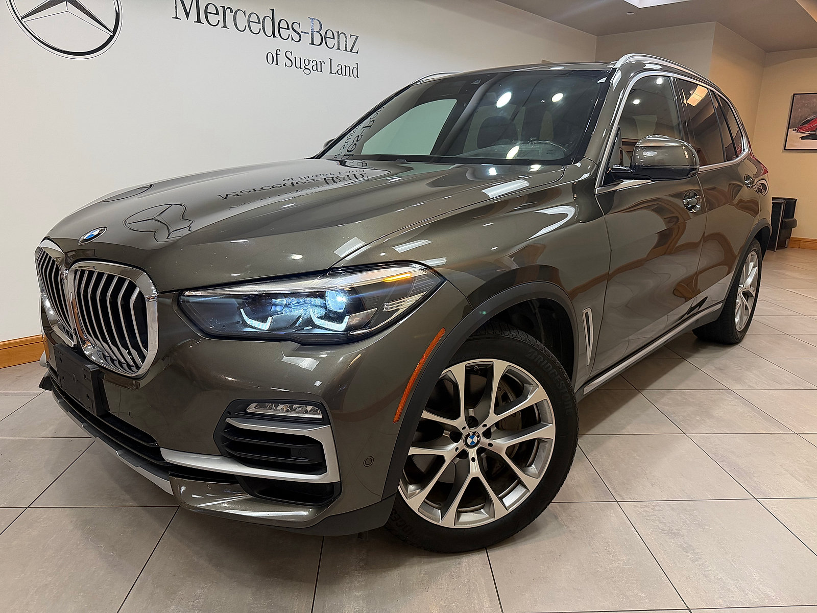 Used 2020 BMW X5 xDrive50i AWD/4WD image 1
