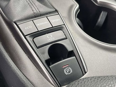 Used 2024 Toyota Camry XSE FWD image 20