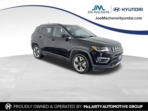 Used 2018 Jeep Compass Limited w/ Navigation Group AWD/4WD image 2