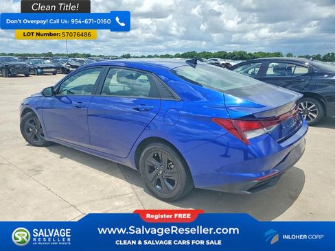 Used 2023 Hyundai Elantra SEL FWD image 3