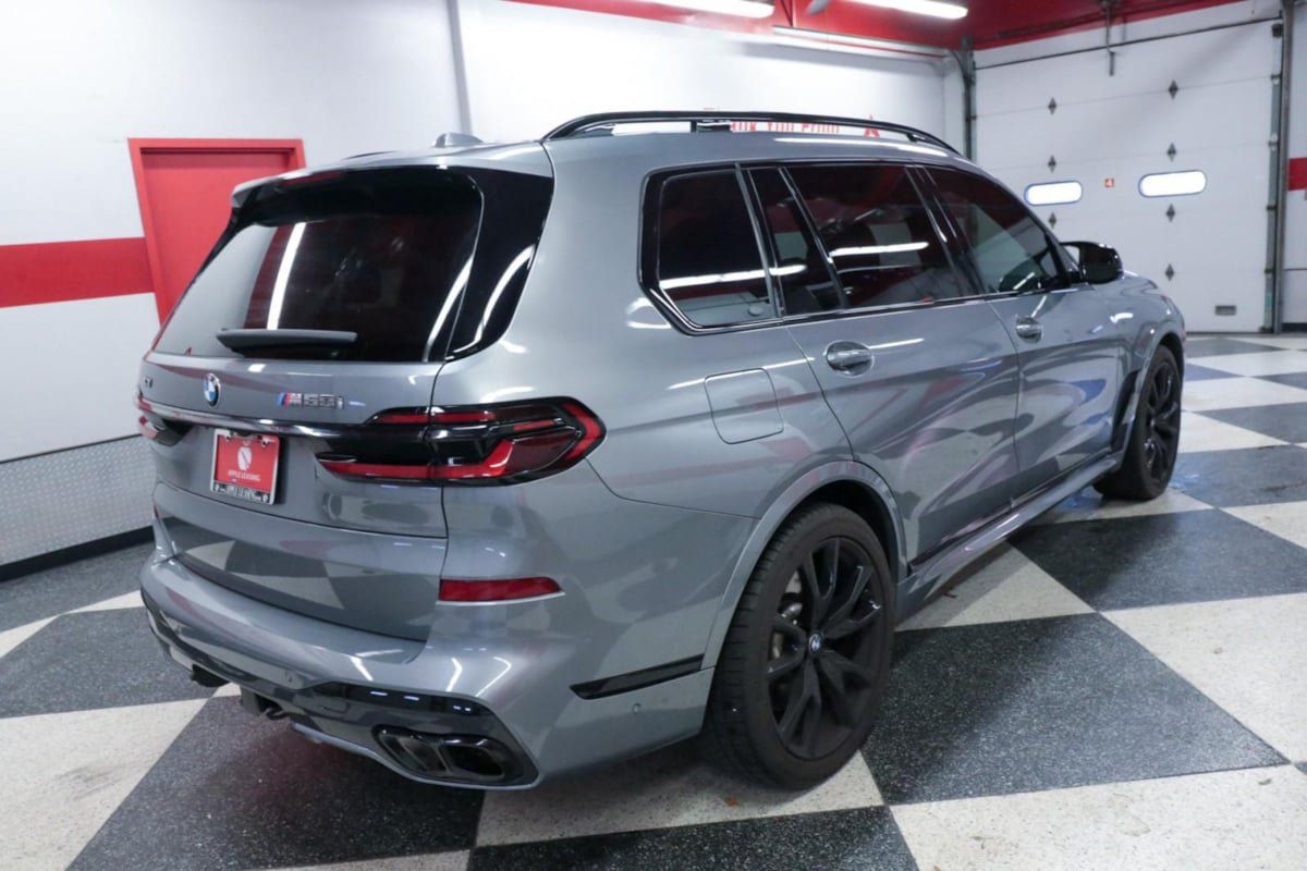 Used 2024 BMW X7 M60i w/ Executive Package AWD/4WD image 7