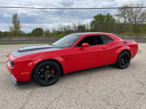 Used 2018 Dodge Challenger SRT Demon RWD image 8