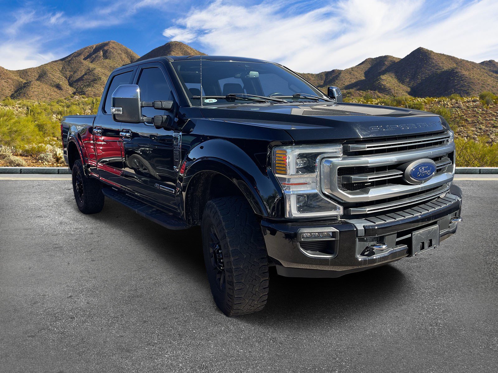 Used 2022 Ford F350 Platinum w/ Tremor Off-Road Package AWD/4WD image 3