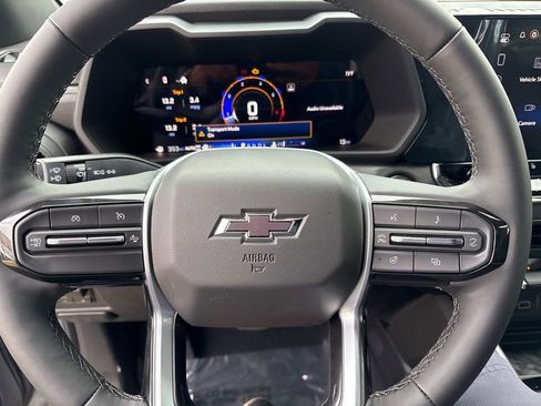 New 2025 Chevrolet Colorado Trail Boss w/ Off-Road Front Bumper Package image 20