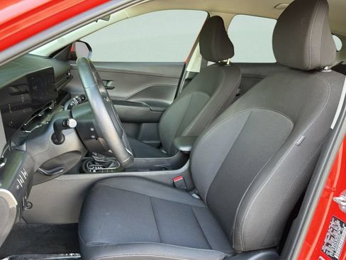 Used 2025 Hyundai Kona SEL FWD image 30