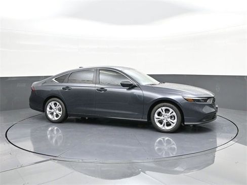 New 2025 Honda Accord LX image 13