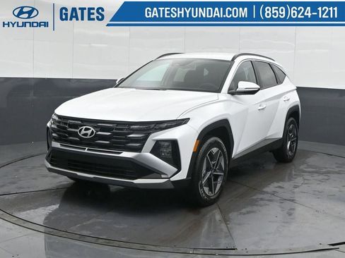 New 2026 Hyundai Tucson SEL w/ Tow & Go Package AWD/4WD image 6