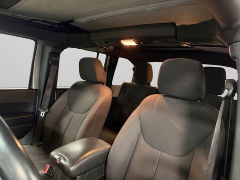 Used 2016 Jeep Wrangler Unlimited Sport w/ Quick Order Package 24S image 36