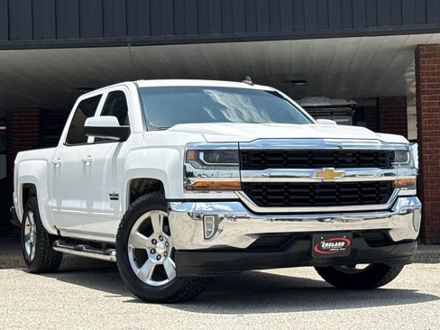 Used 2018 Chevrolet Silverado 1500 LT w/ Texas Edition RWD image 1