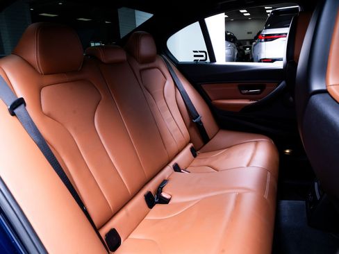 Used 2018 BMW M3 w/ Competition Package RWD image 31