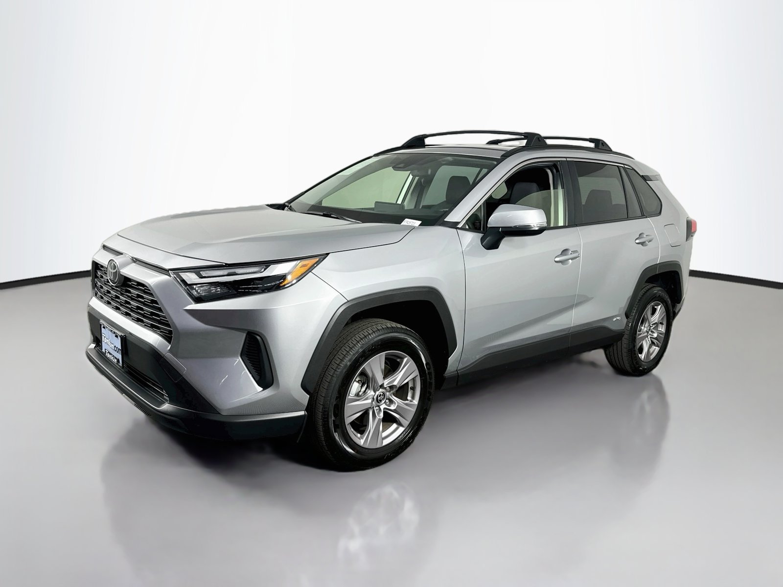 Certified 2025 Toyota RAV4 XLE AWD/4WD image 3