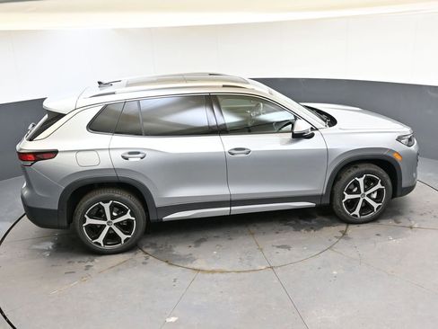 New 2026 Volkswagen Tiguan SE image 50