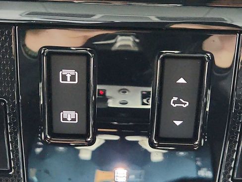 Used 2023 Land Rover Range Rover SE AWD/4WD image 20