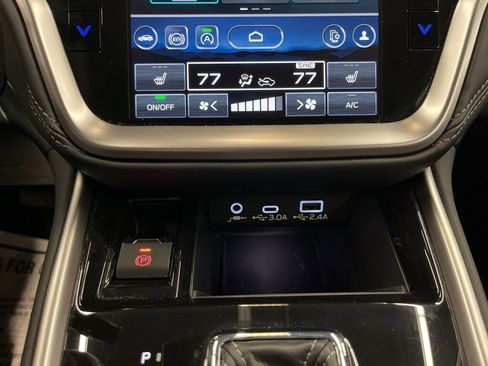 Certified 2025 Subaru Outback Premium w/ Popular Package #1A image 24