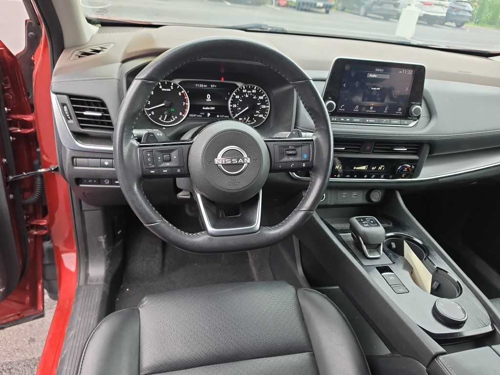 Used 2023 Nissan Rogue SV w/ SV Premium B Package AWD/4WD image 11