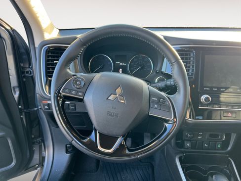 Used 2020 Mitsubishi Outlander SEL image 12
