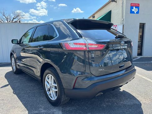 Used 2022 Ford Edge SEL w/ Convenience Package AWD/4WD image 3