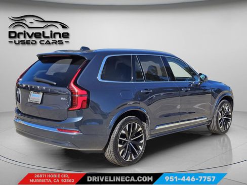 Used 2025 Volvo XC90 B6 Plus image 2