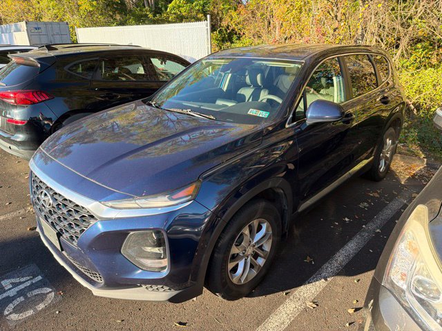 Used 2019 Hyundai Santa Fe SE AWD/4WD image 3