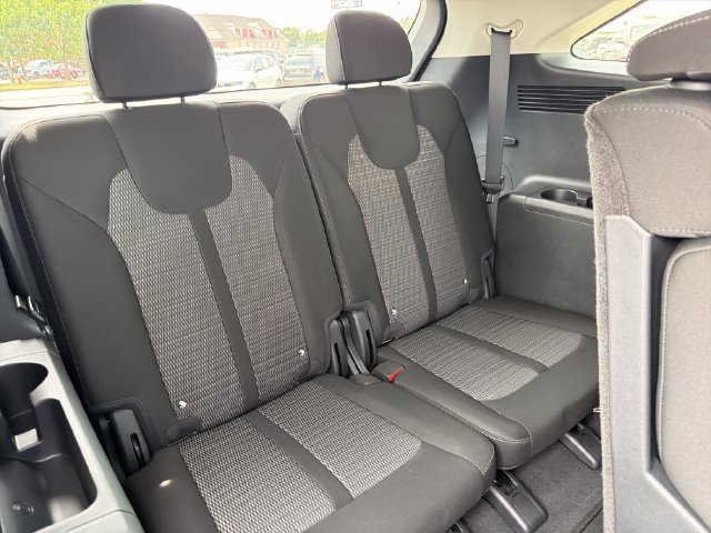 New 2026 Kia Sorento LX FWD image 23
