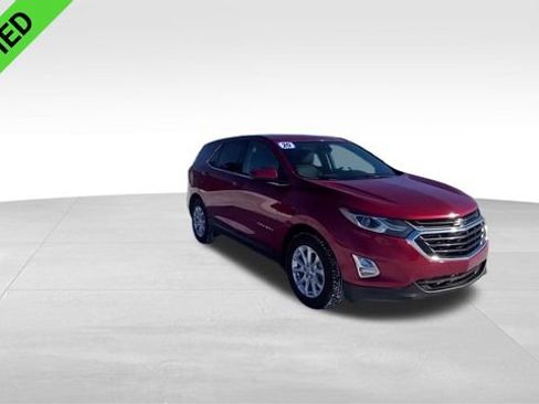 Used 2020 Chevrolet Equinox LT w/ Driver Convenience Package image 3