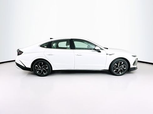 Used 2024 Hyundai Sonata SEL FWD image 10