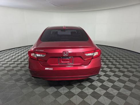 Used 2018 Honda Accord EX image 4