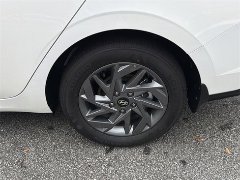 New 2026 Hyundai Elantra Blue image 19