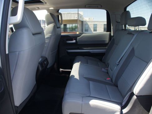 Used 2019 Toyota Tundra Limited w/ Limited Premium Package AWD/4WD image 15
