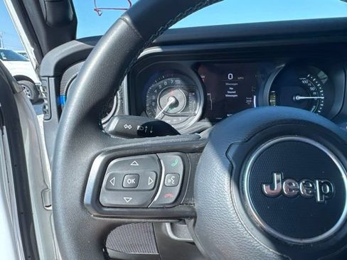Used 2024 Jeep Wrangler Unlimited Rubicon 4xe AWD/4WD image 18