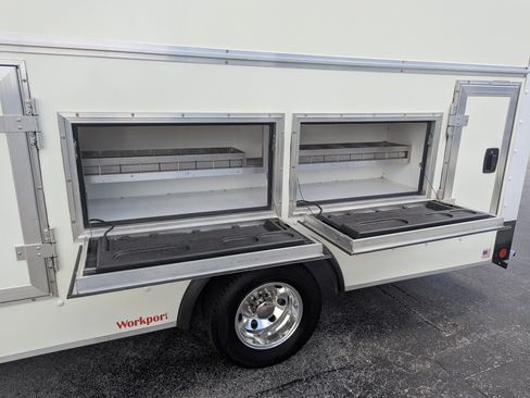 Certified 2025 Ford E-450 and Econoline 450 Super Duty w/ Power Equipment Group RWD image 17