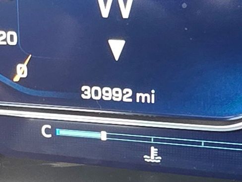 Used 2024 Chevrolet Silverado 1500 LT Trail Boss w/ LT Trail Boss Premium Package image 42