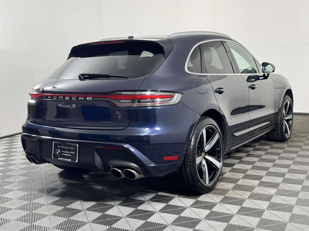 Used 2022 Porsche Macan S AWD/4WD image 10