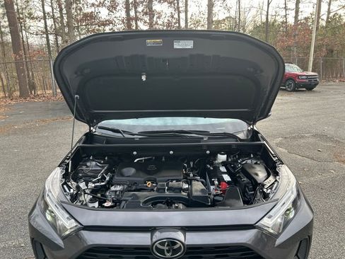 Used 2024 Toyota RAV4 XLE image 12