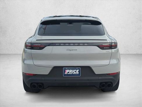 Used 2022 Porsche Cayenne Platinum Edition AWD/4WD image 4