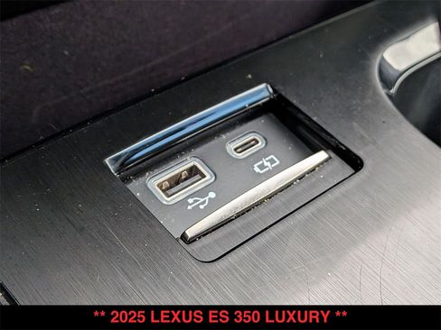 Used 2025 Lexus ES 350 350 Luxury w/ Accessory Package (Z2) image 24