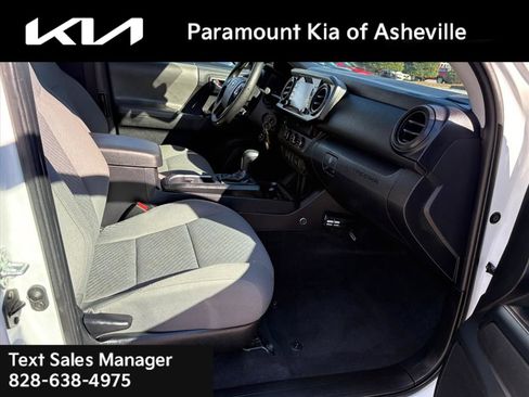 Used 2022 Toyota Tacoma SR image 15