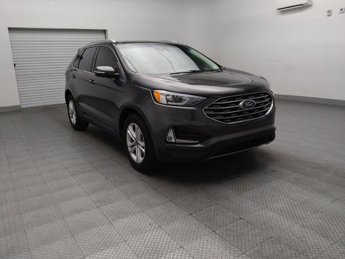 Used 2020 Ford Edge SEL FWD image 13