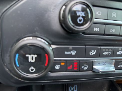 Used 2021 Ford Bronco Badlands image 15