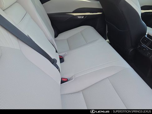 Certified 2024 Lexus RX 350 FWD w/ Technology Package image 29