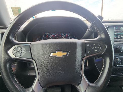 Used 2019 Chevrolet Silverado 1500 LT RWD image 12