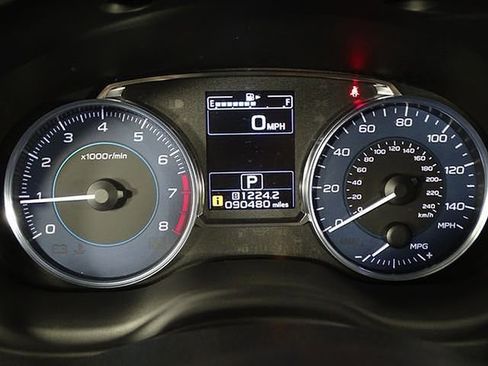 Used 2016 Subaru Crosstrek 2.0i Limited image 28