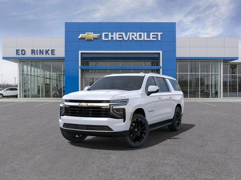 New 2025 Chevrolet Suburban LS image 8
