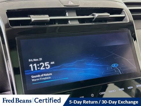 Certified 2022 Hyundai Tucson Limited w/ Cargo Package image 17