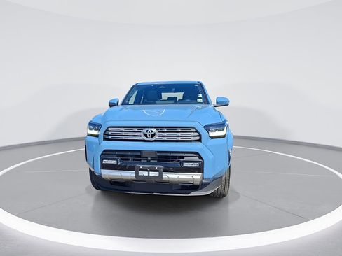 Used 2025 Toyota 4Runner Limited image 4